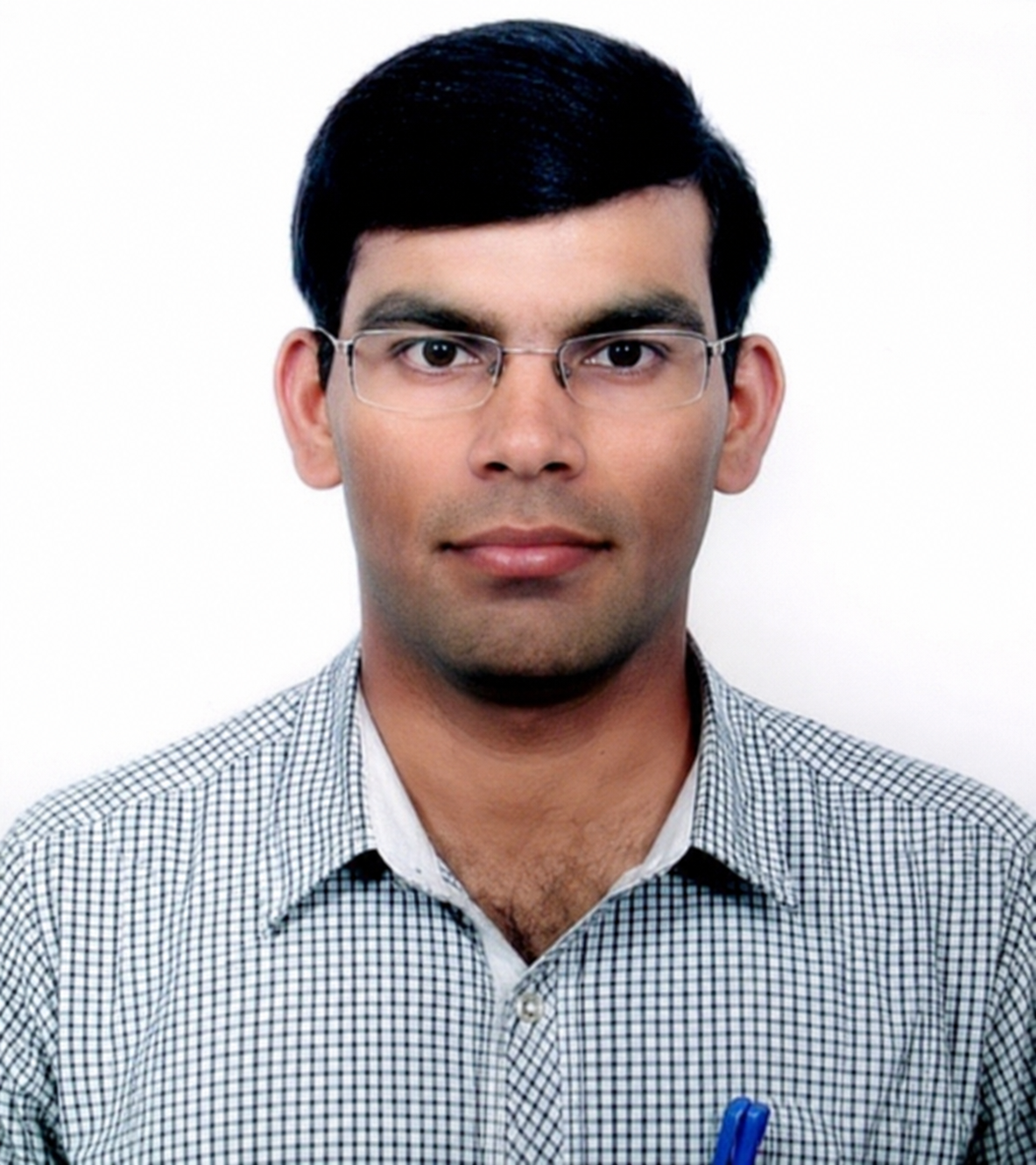Dr. Dinesh Sharma — Executive Consultant & Industry Advisor